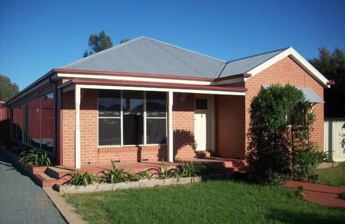 Yarrawonga House | Hogans Bliss @ Yarrawonga