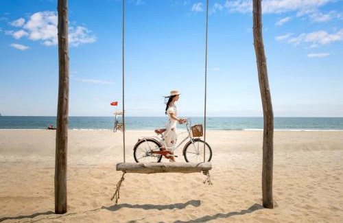 Cua Đai Hotel | Hoi An Beachfront Hotel