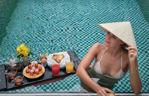 Hoi An Villa | Hoi An Oasis Rosie Villa - 1 Bedroom with Private Pool and Garden View, Local Hoi An Decor
