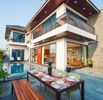 Cua Đai House | Hola Villa 1 by Ovui