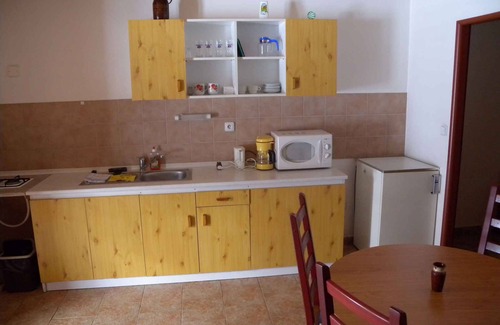 Desna Apartment | Holiday apartment with an outdoor pool and WiFi