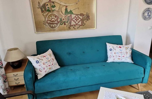 Gospostina Apartment | Holiday 1BR Apartment with Sea View in Budva