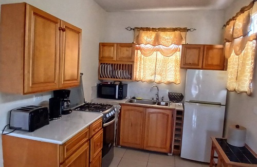 Fitts Village Apartment | Holiday accommodation 1 minute walk to west coast beach!