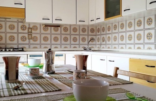 Roseto degli Abruzzi Apartment | Holiday apartment Roseto degli Abruzzi for 1 - 6 persons with 2 bedrooms - Holiday apartment