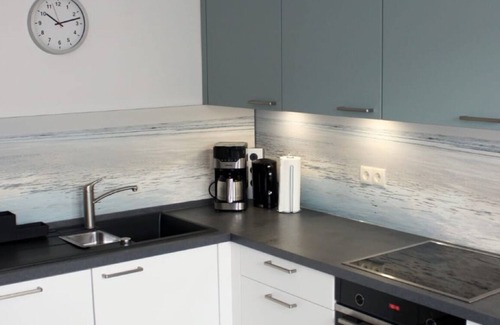 Niederzissen Apartment | Holiday Apartment 'Auf Dem Kleeberg' with Terrace, Shared Garden & Wi-Fi