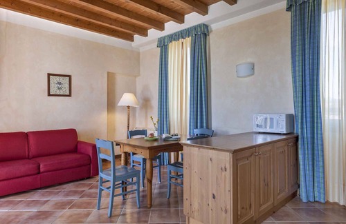 Desenzano del Garda Apartment | Holiday apartment with lake view, air conditioning, WiFi and pool