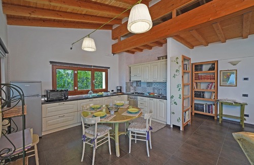 Castello Apartment | Holiday apartment Puegnago sul Garda for 3 - 6 persons with 2 bedrooms - Twin house