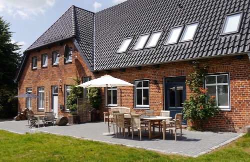 Neudorf-Bornstein Apartment | Holiday apartment on a farm in the immediate vicinity of the Baltic Sea