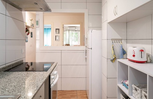 Pla del Bon Repos Apartment | Holiday Apartment "New Coquette" with Wi-Fi
