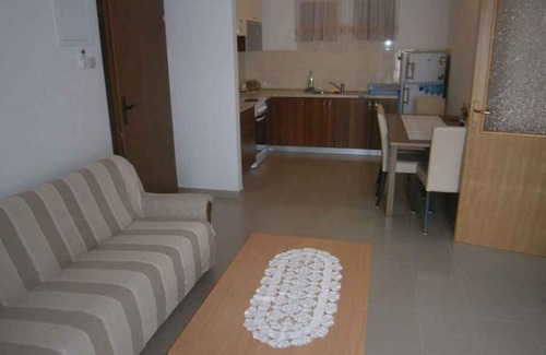 Povile Apartment | Holiday apartment with swimming pool, air conditioning, satellite TV, Internet