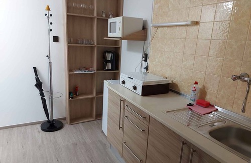 Balatonfoldvar Apartment | Holiday apartment with large garden and internet