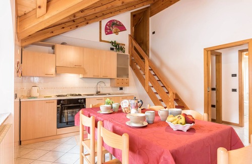 Cogolo Apartment | Holiday Apartment "Bamby - Vioz" with Balcony, Garden & Mountain View