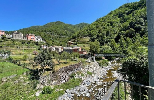 Lorsica Apartment | Holiday apartment Castagnelo for 1 - 6 persons with 2 bedrooms - Holiday apartment