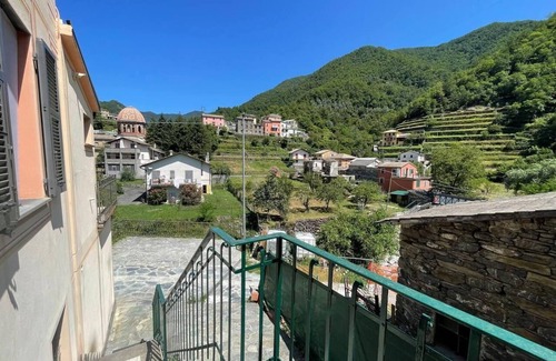 Lorsica Apartment | Holiday apartment Castagnelo for 1 - 6 persons with 2 bedrooms - Holiday apartment