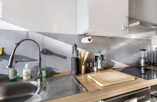 Benrath Apartment | Holiday Apartment 'Charming Private Room' with Wi-Fi