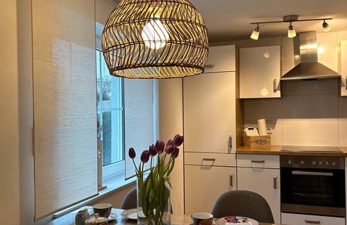 Gellinghausen Apartment | Holiday Apartment '2, 70sqm' with Shared Terrace, Shared Garden and Wi-Fi