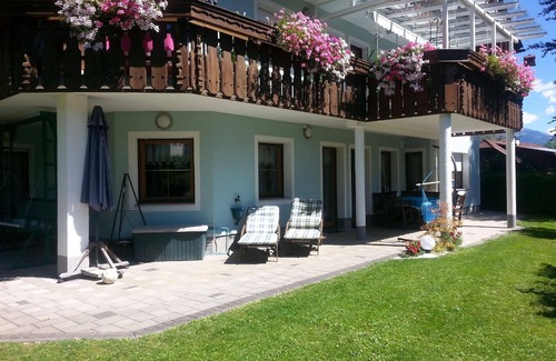 Flattach Apartment | Holiday apartment Flattach for 1 - 10 persons with 2 bedrooms - Holiday apartment in one or multi-fa