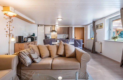 Todtmoos Apartment | Holiday Apartment 'Gartenblick' with Mountain View, Shared Pool and Wi-Fi