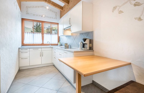 Valle San Silvestro Apartment | Holiday Apartment "Haus zur Vogelweide App 6" with Mountain View, Balconies & Wi-Fi