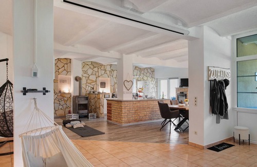 Pokrent Apartment | Holiday Apartment 'Hof Musial' with Private Terrace, Shared Garden and Wi-Fi