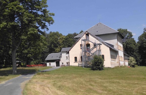 Sayda Apartment | Holiday apartment in quiet surroundings of the edge of the forest