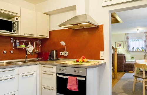 Vogtsburg Apartment | Holiday Apartment "Ipser" with Balcony & Wi-Fi