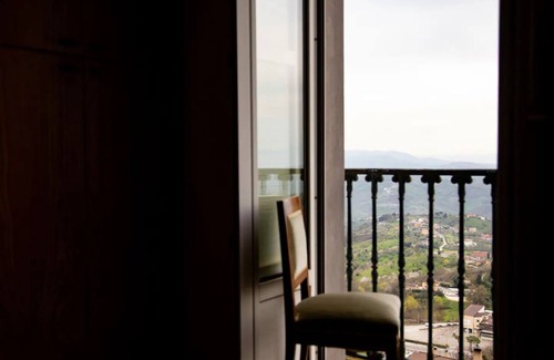 Ariano Irpino Apartment | Holiday Apartment "Casa Vela" with Mountain View, Private Terrace & Wi-Fi