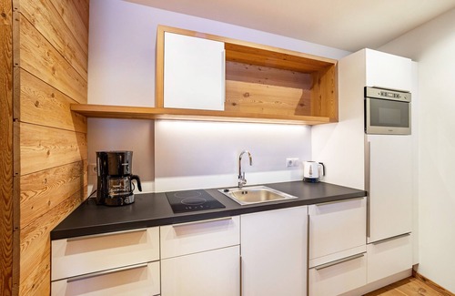 San Giacomo Apartment | Holiday Apartment "Stoana Apt 2-1" with Relaxing Wellness Area