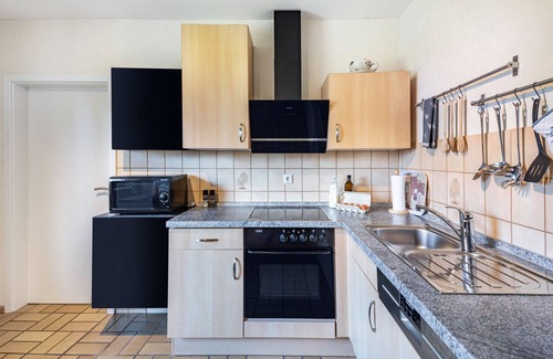 Kirchheim Apartment | Holiday Apartment "Kirchheim" with Private Terrace, Private Garden and Wi-Fi
