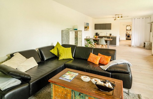 Kleinheide Apartment | Holiday Apartment "Möwchen" with Private Terrace, Shared Garden & Wi-Fi