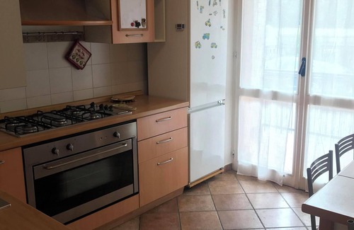 Ispra Apartment | Holiday Apartment "Residenza Gaia" by the Lake with Garden