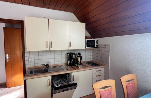 Kirnbach Apartment | Holiday Apartment 'Sonneneck' with Mountain View, Shared Pool and Wi-Fi