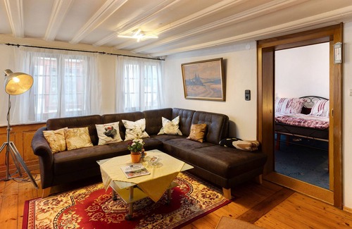 Schiltach Apartment | Holiday Apartment "Strumpfweberhaus" with Private Terrace & Wi-Fi