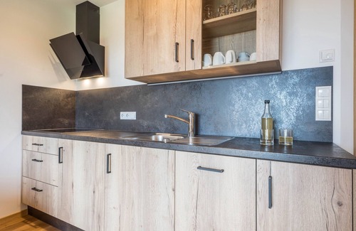 Verano Apartment | Holiday Apartment "Thymian - Kuenhof" with Mountain View, Wi-Fi, Garden & Sauna