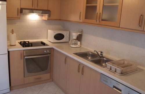 Muline Apartment | Holiday apartment Ugljan (Ort) for 1 - 4 persons with 2 bedrooms - Row house