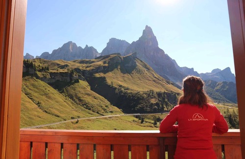 Passo Rolle Apartment | Holiday apartment with balcony