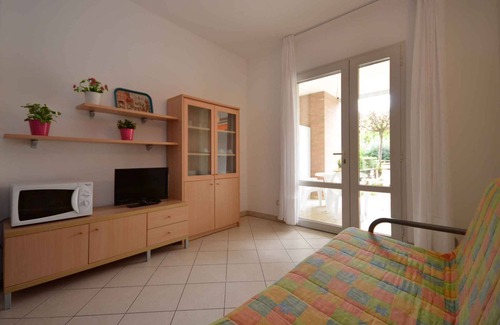 Bibione Pineda Apartment | Holiday apartment with small private garden