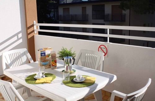 Lignano Sabbiadoro Apartment | Holiday apartment with balcony and air conditioning