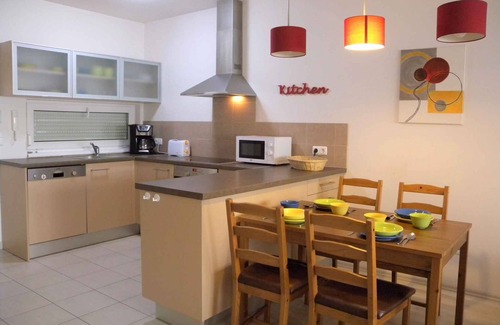 Siofok Aranypart Apartment | Holiday apartment with pool wifi and tasteful decoration