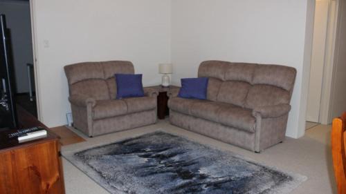 Hawks Nest House | Holiday At The Nest - Air - Conditioned - Wifi
