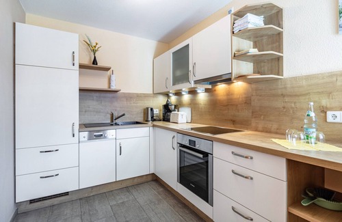 Triberg im Schwarzwald Apartment | Holiday Apartment Triberg-Blick with Mountain View, Terrace and Wi-Fi