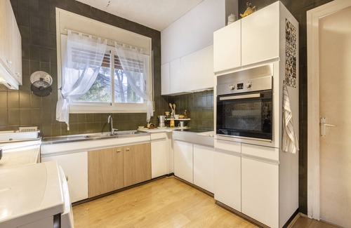 Sant Llorenc de Morunys House | Holiday Home 'Yoar' near Ski Lift with Mountain View & Wi-Fi