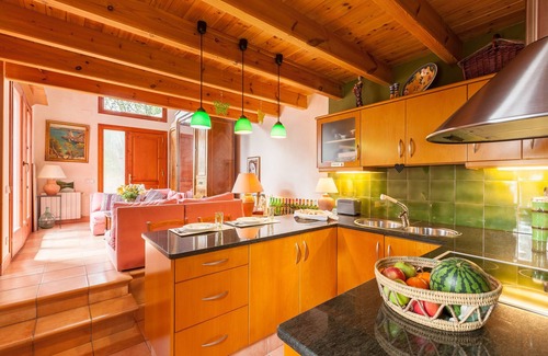 Sant Pere de Vilamajor Ski Chalet | Holiday Home 'Casa en el Montseny' with Private Pool, Mountain Views and Garden