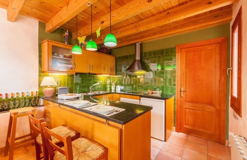 Sant Pere de Vilamajor Ski Chalet | Holiday Home 'Casa en el Montseny' with Private Pool, Mountain Views and Garden