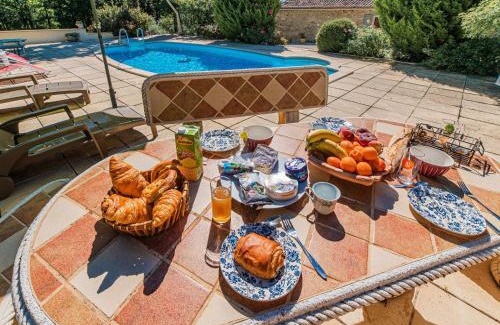 Blanquefort-sur-Briolance House | Holiday Home Le Coustal by Interhome