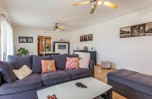 Saint-Martin-de-Seignanx House | Holiday Home Océane by Interhome