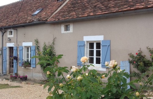 Brigueil-le-Chantre House | holiday home with lots of peace and space