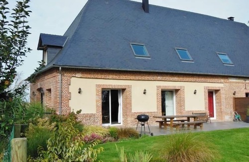 Saint-Crespin House | Holiday house Longueville sur Scie for 1 - 8 persons with 4 bedrooms - Row house