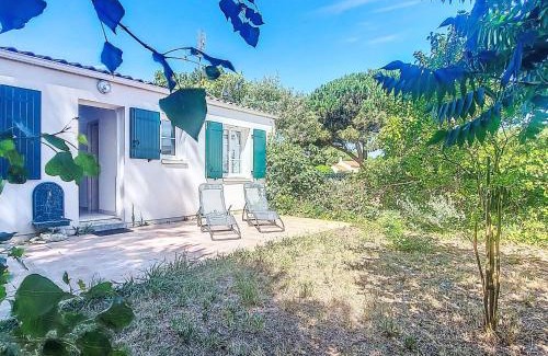Domino House | Holiday Home Domino by Interhome