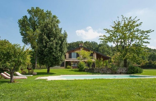 Sariano House | Holiday house Celleri for 1 - 8 persons with 4 bedrooms - Holiday home